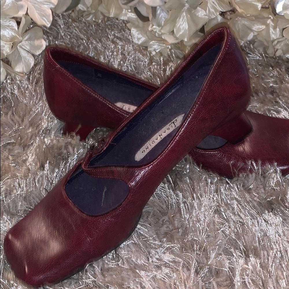 Lisa Nading Shoes - Picture 6 of 6